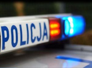 napis policja na radiowozie