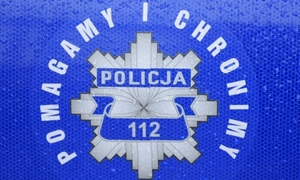 napis pomagamy i chronimy policja