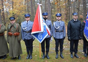 sztandar tomaszowskiej komendy