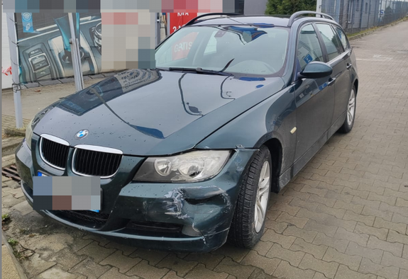 samochód BMW, którym kierował nietrzeźwy kierowca