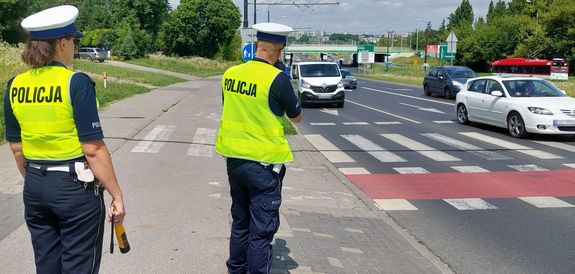 Policjanci na drodze