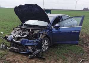 uszkodzone auta po wypadku